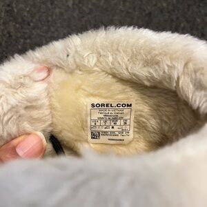 Sorel Cream Fur-Lined Footwear
